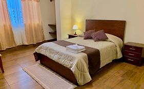 Hostal Casa San Fernando Tumbaco